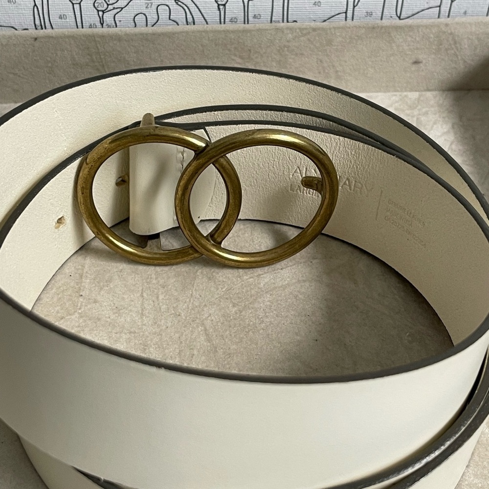 Auxiliary Cream Belt with Brass Rings